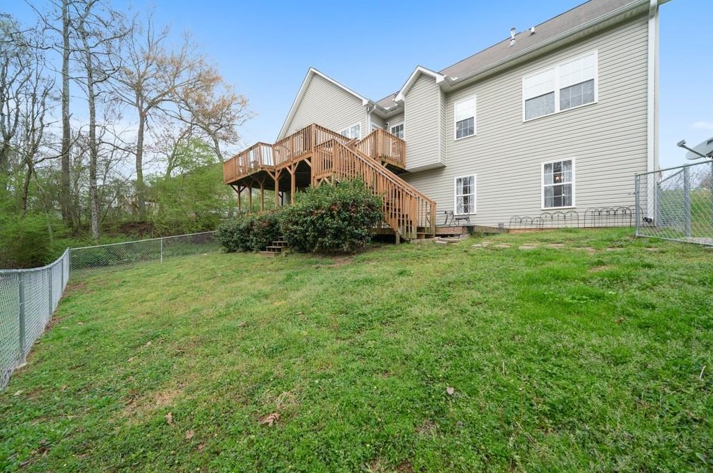 110 Granny Smith Dr, Calhoun GA 30701-4583 exterior