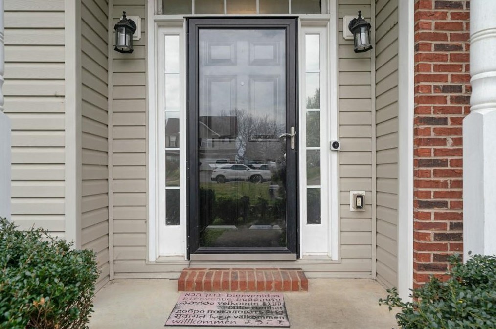 110 Granny Smith Dr, Calhoun GA 30701-4583 exterior