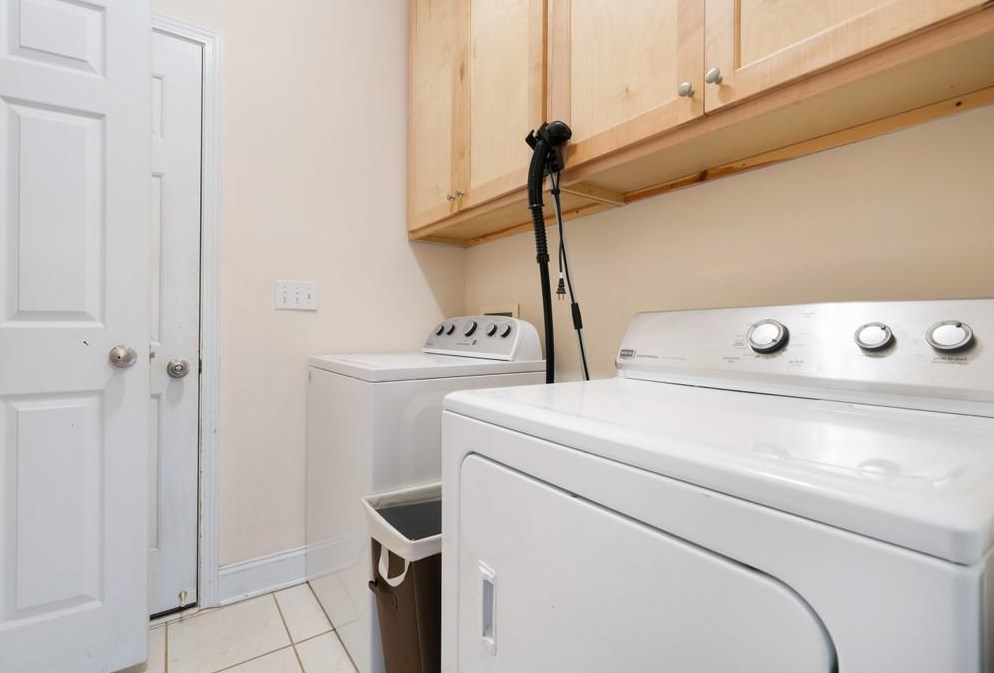 110 Granny Smith Dr, Calhoun GA 30701-4583 exterior