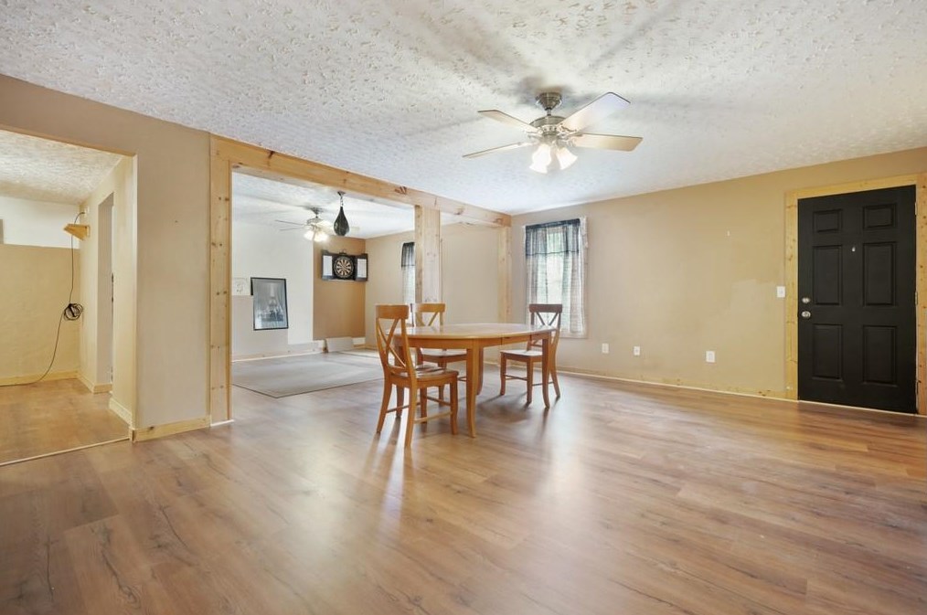 110 Granny Smith Dr, Calhoun GA 30701-4583 exterior