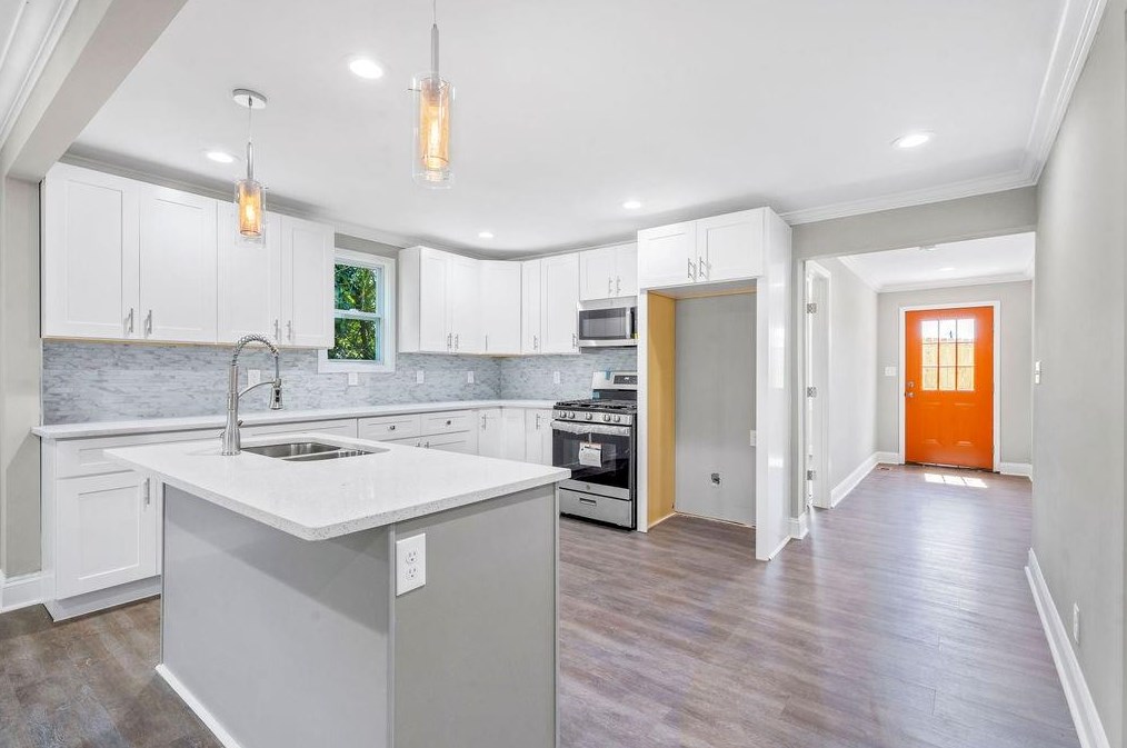 2069 Perkerson Rd, Atlanta GA  30310-5052 exterior