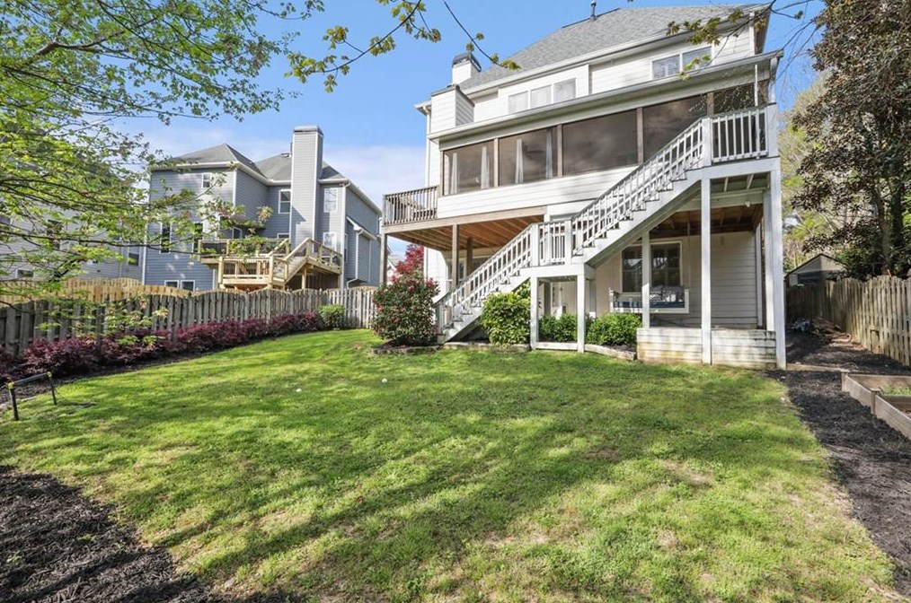 2257 Wayside Dr, Atlanta GA  30319-4009 exterior