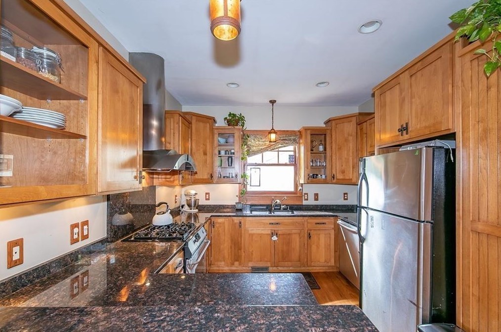 220 Jefferson Pl, Decatur GA  30030-3653 exterior