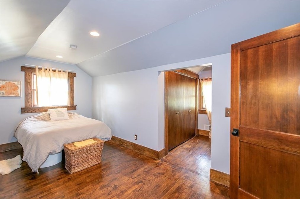 220 Jefferson Pl, Decatur GA  30030-3653 exterior