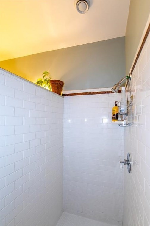 220 Jefferson Pl, Decatur GA  30030-3653 exterior