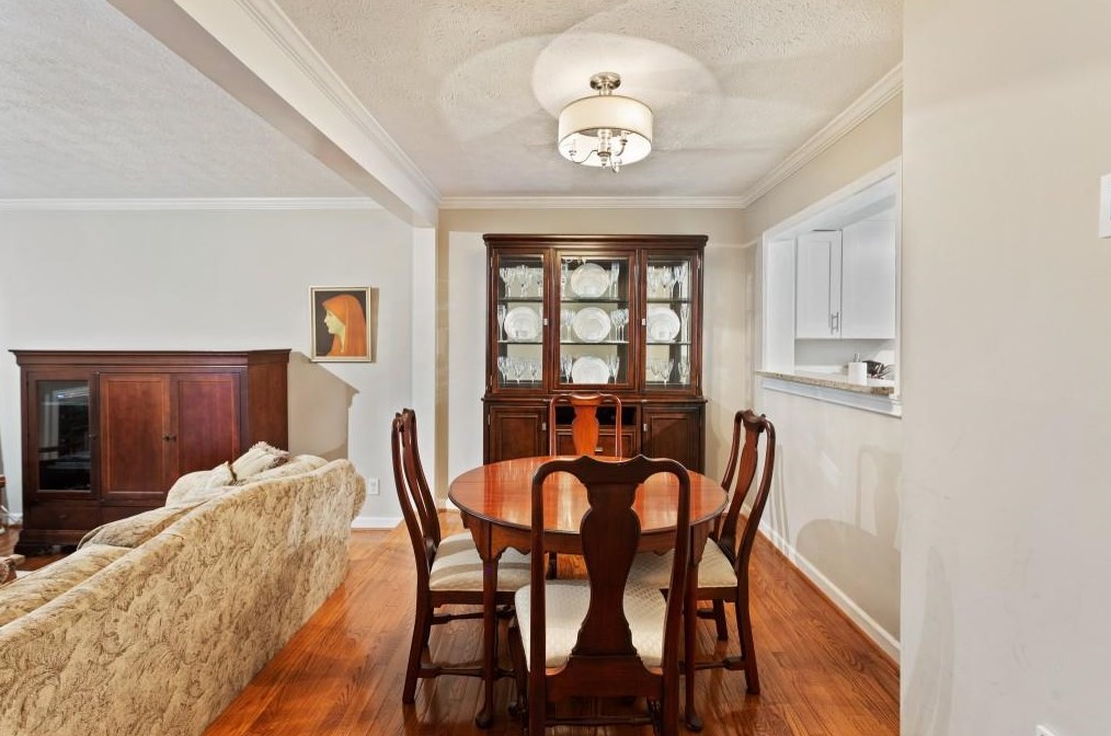 1154 Weatherstone Dr, Atlanta GA  30324-4642 exterior