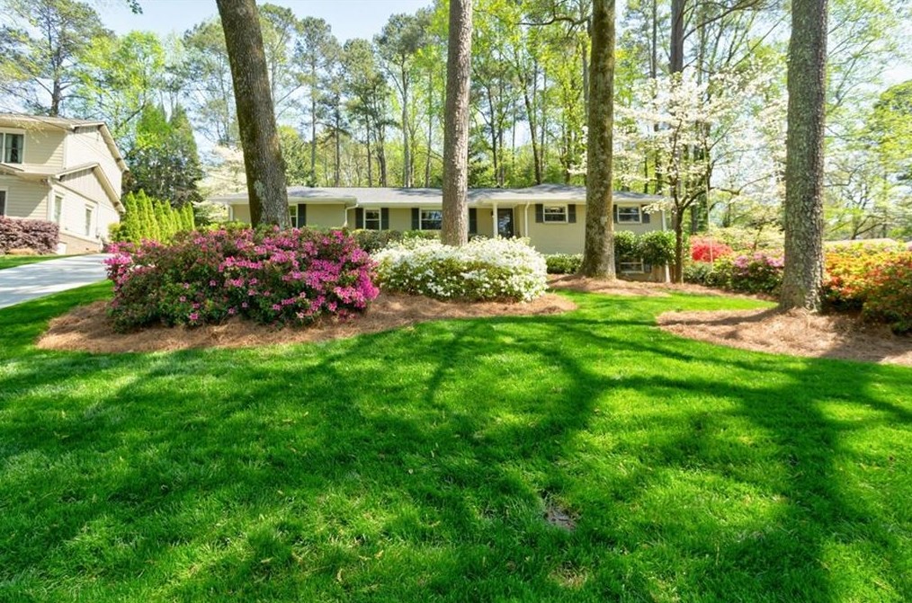 1987 Silvastone Dr, Atlanta GA 30345-3737 exterior