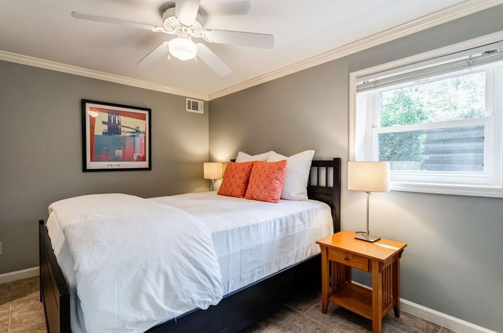 1987 Silvastone Dr, Atlanta GA 30345-3737 exterior