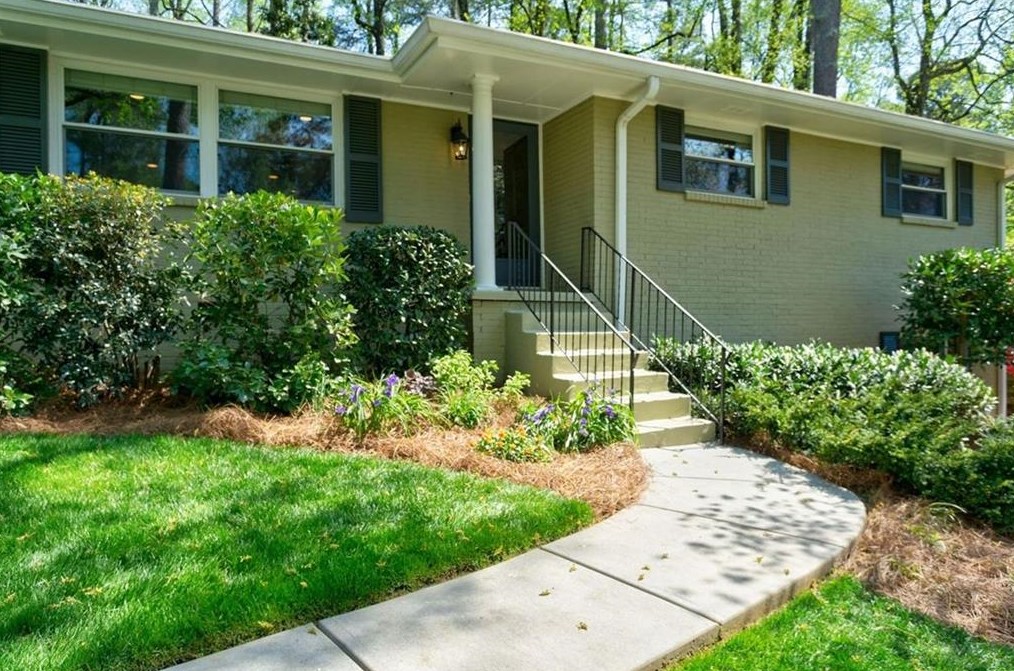 1987 Silvastone Dr, Atlanta GA 30345-3737 exterior