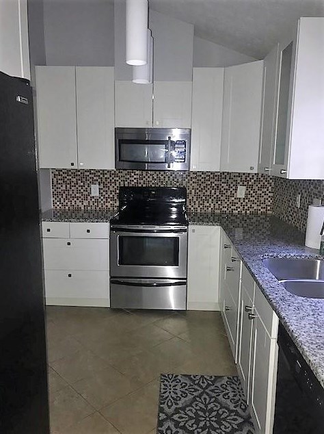 3220 Valaire Dr, Decatur GA 30033-3351 exterior