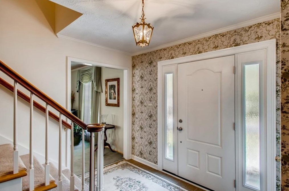 5453 Peachtree Rd, Atlanta GA  30338-3131 exterior