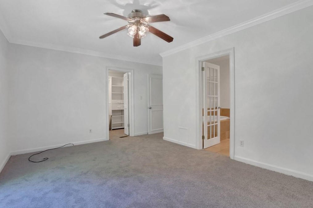 611 Peachtree Battle Ave, Atlanta GA  30327-1211 exterior