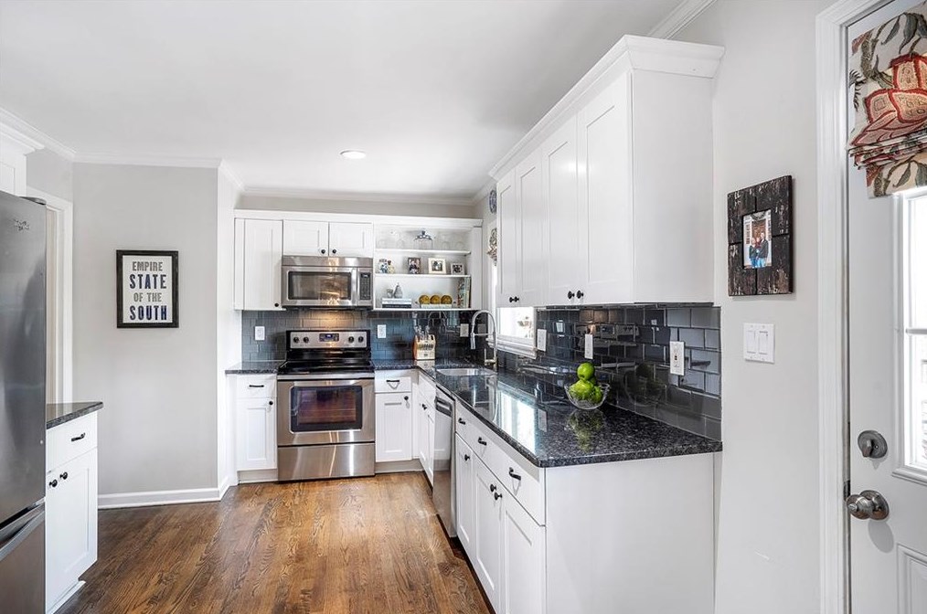 1281 Willivee Dr, Decatur GA 30033-4120 exterior