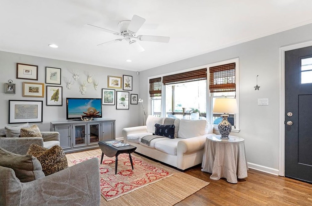 1281 Willivee Dr, Decatur GA 30033-4120 exterior