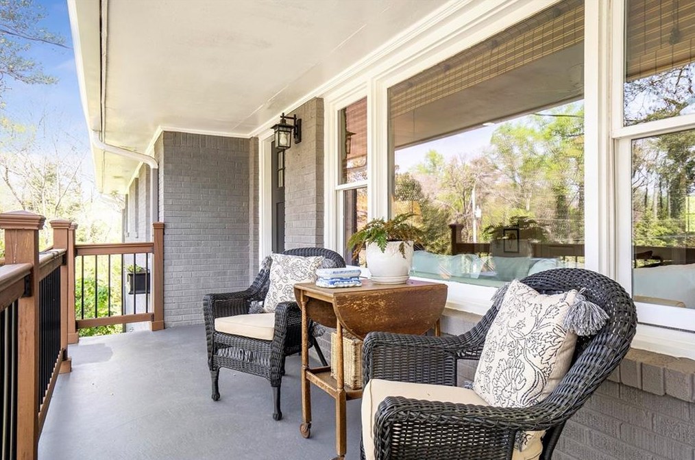 1281 Willivee Dr, Decatur GA 30033-4120 exterior