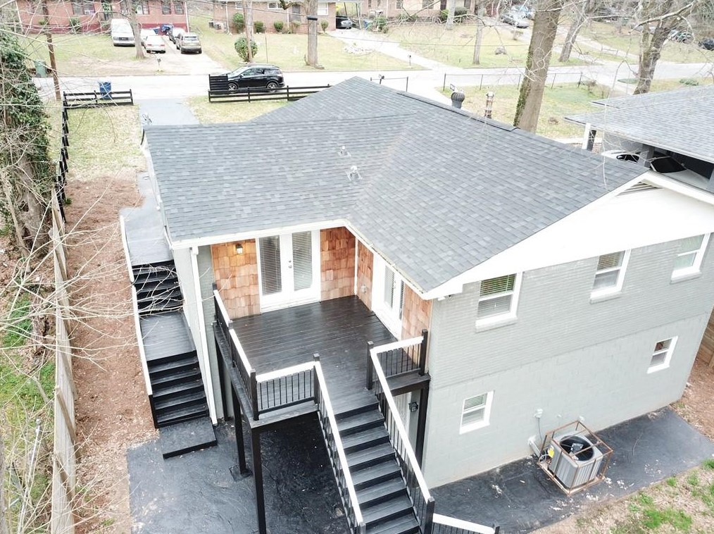 325 Rhinehill Rd, Atlanta GA  30315-7401 exterior