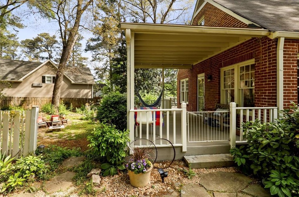 231 Coventry Rd, Decatur GA  30030-2304 exterior