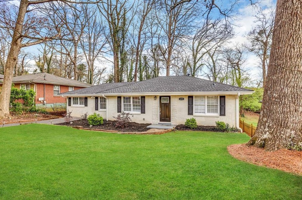 1692 Valencia Rd, Decatur GA  30032-5263 exterior