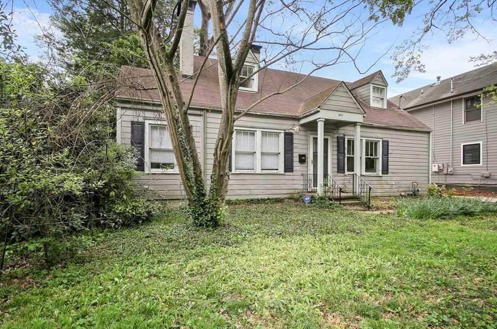 977 Church St, Decatur GA  30030-5508 exterior