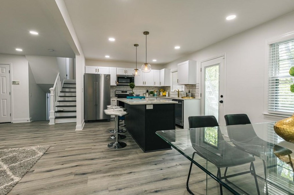 2433 Lafortune Dr, Decatur GA  30032-6440 exterior