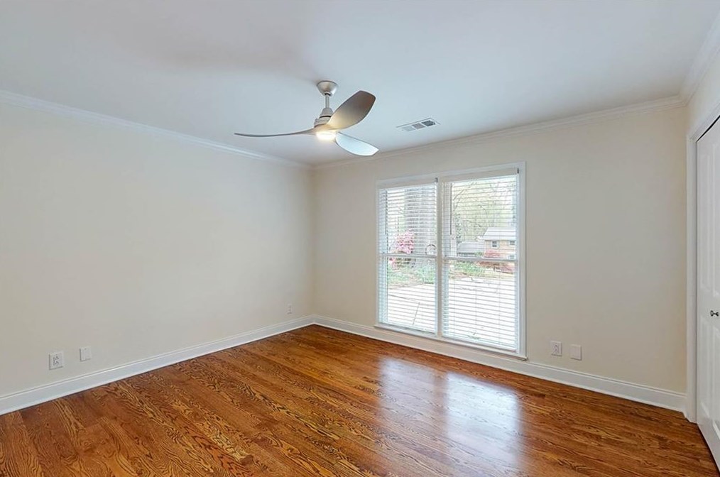 1060 Ragley Hall Rd, Atlanta GA  30319-2556 exterior