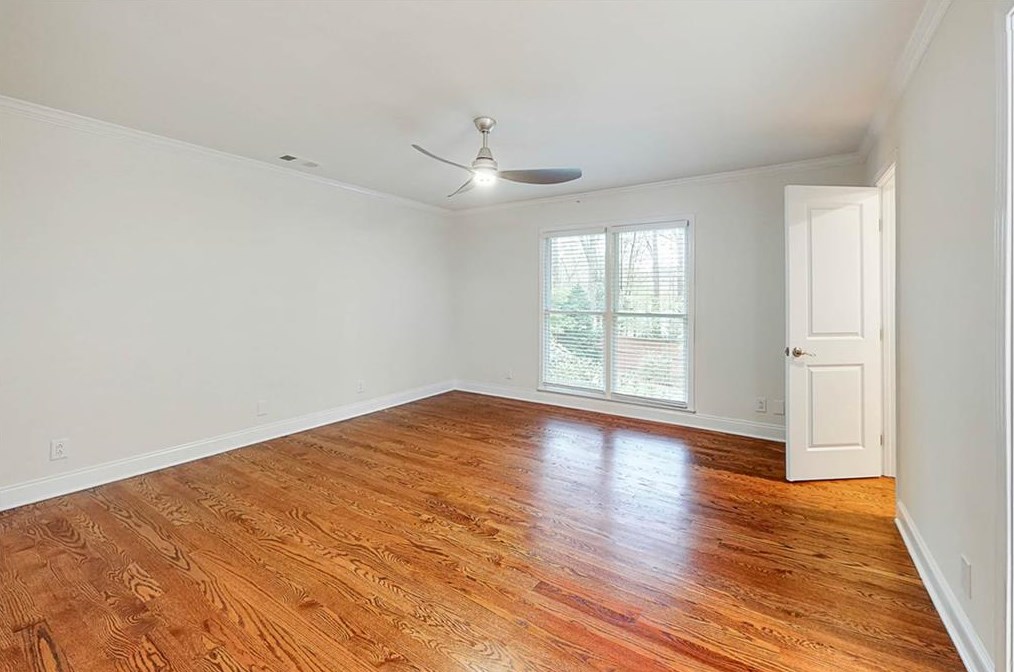 1060 Ragley Hall Rd, Atlanta GA  30319-2556 exterior