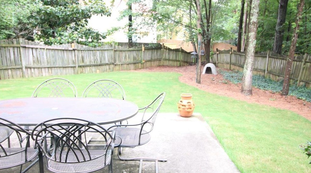 11125 Taylors Spg Pl, Alpharetta GA 30022-6696 exterior