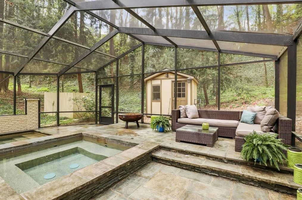 4384 Whitewater Creek Rd, Atlanta GA  30327-3958 exterior