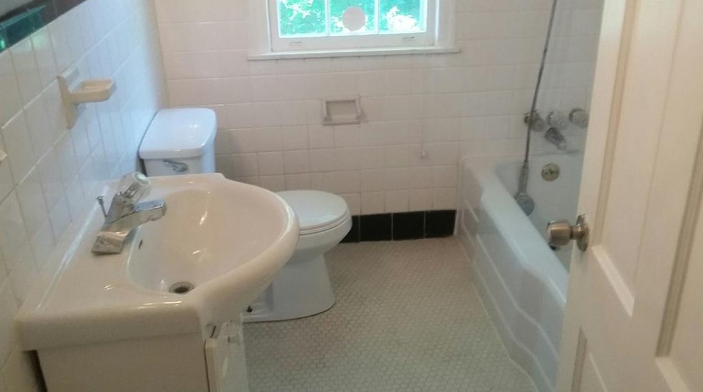 2728 Winburn Ter, Atlanta GA  30344-2734 exterior