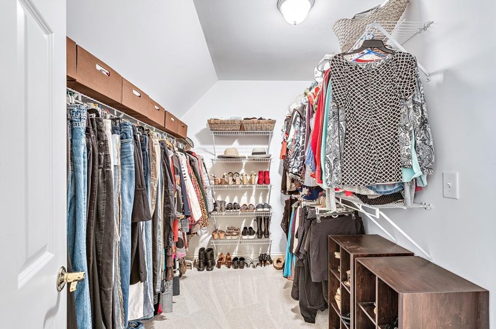 1664 Colebrook Cir, Decatur GA  30033-1425 exterior