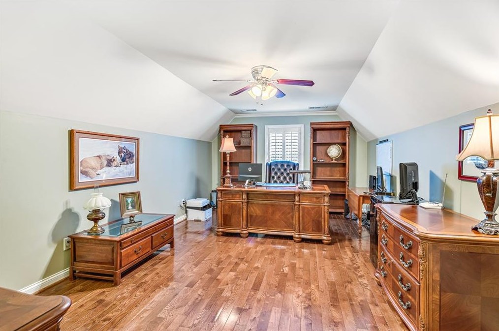 1664 Colebrook Cir, Decatur GA  30033-1425 exterior