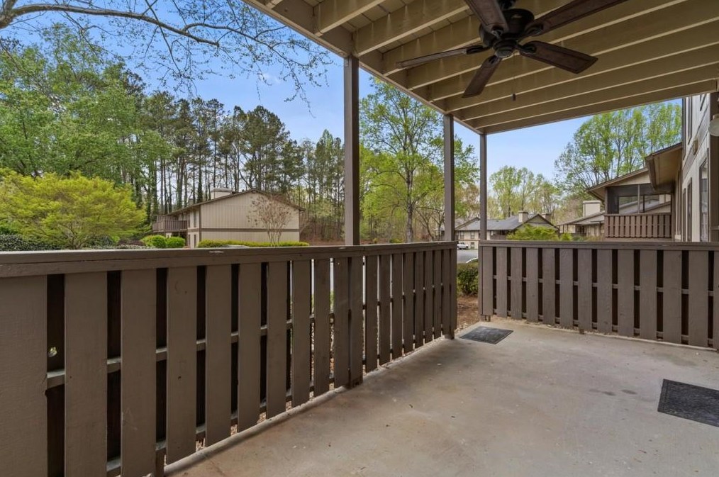 1106 Woodcliff Dr, Atlanta GA  30350-3166 exterior
