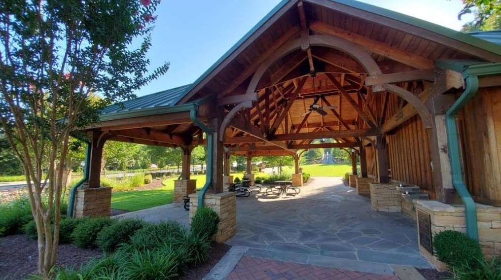 6485 Whispering Ln, Atlanta GA  30328-3065 exterior