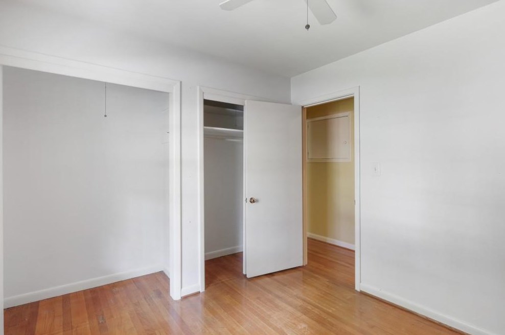 6485 Whispering Ln, Atlanta GA  30328-3065 exterior