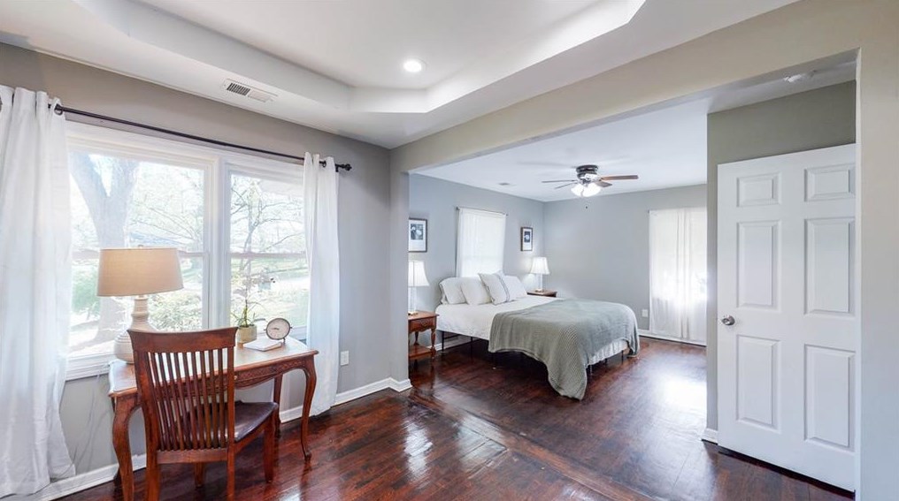 2219 Holly Hill Dr, Decatur GA  30032-5711 exterior