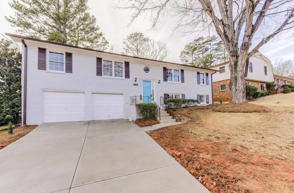 2287 Emerald Falls Dr, Decatur GA  30035-2610 exterior