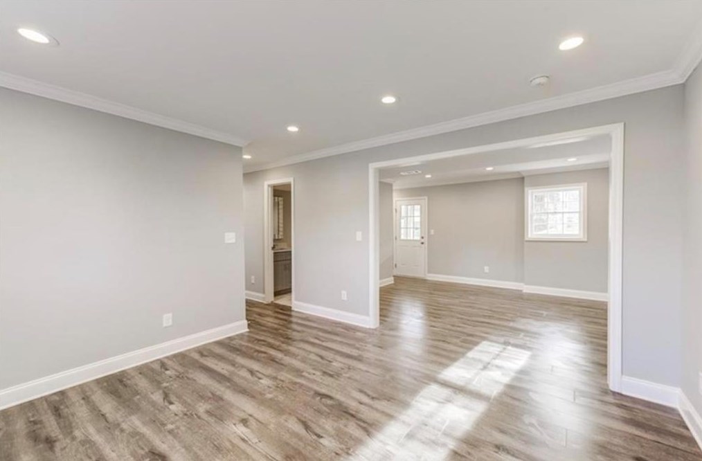 2287 Emerald Falls Dr, Decatur GA  30035-2610 exterior