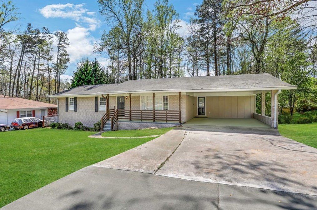 2950 The Meadows Way, Atlanta GA  30349-3761 exterior