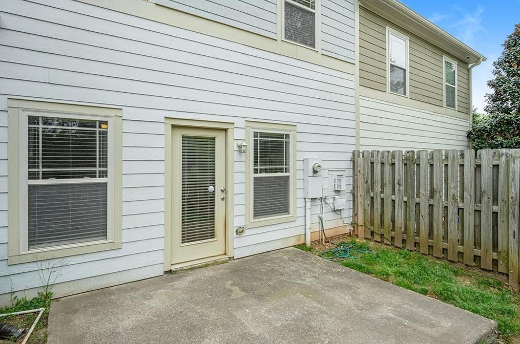 1069 Village Dr, Decatur GA  30032-2453 exterior