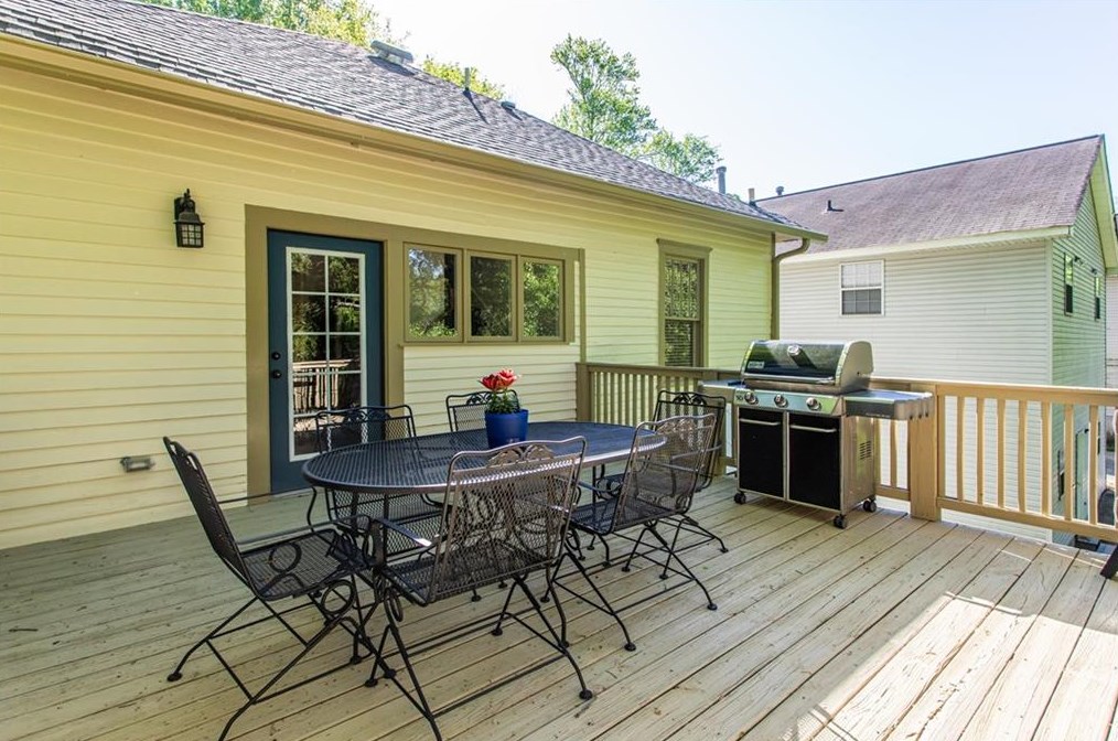 148 Adair St, Decatur GA  30030-2937 exterior