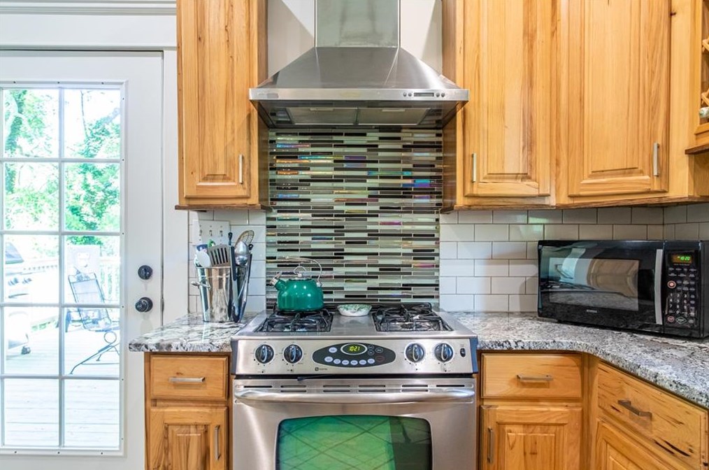 148 Adair St, Decatur GA  30030-2937 exterior