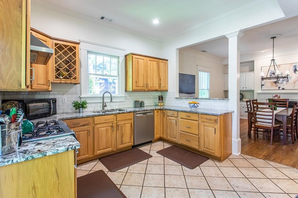 148 Adair St, Decatur GA  30030-2937 exterior