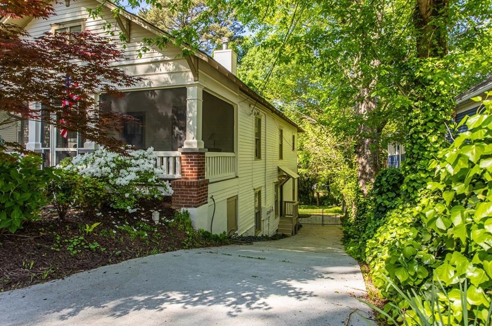 148 Adair St, Decatur GA  30030-2937 exterior