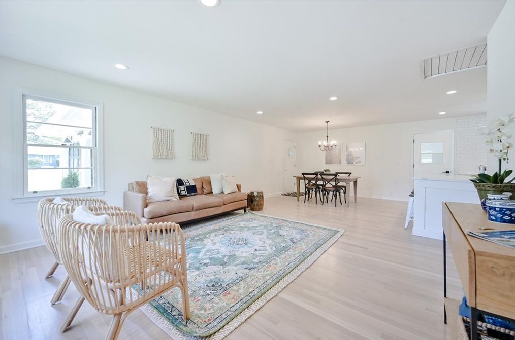 820 Timberland St, Smyrna GA  30080-3363 exterior