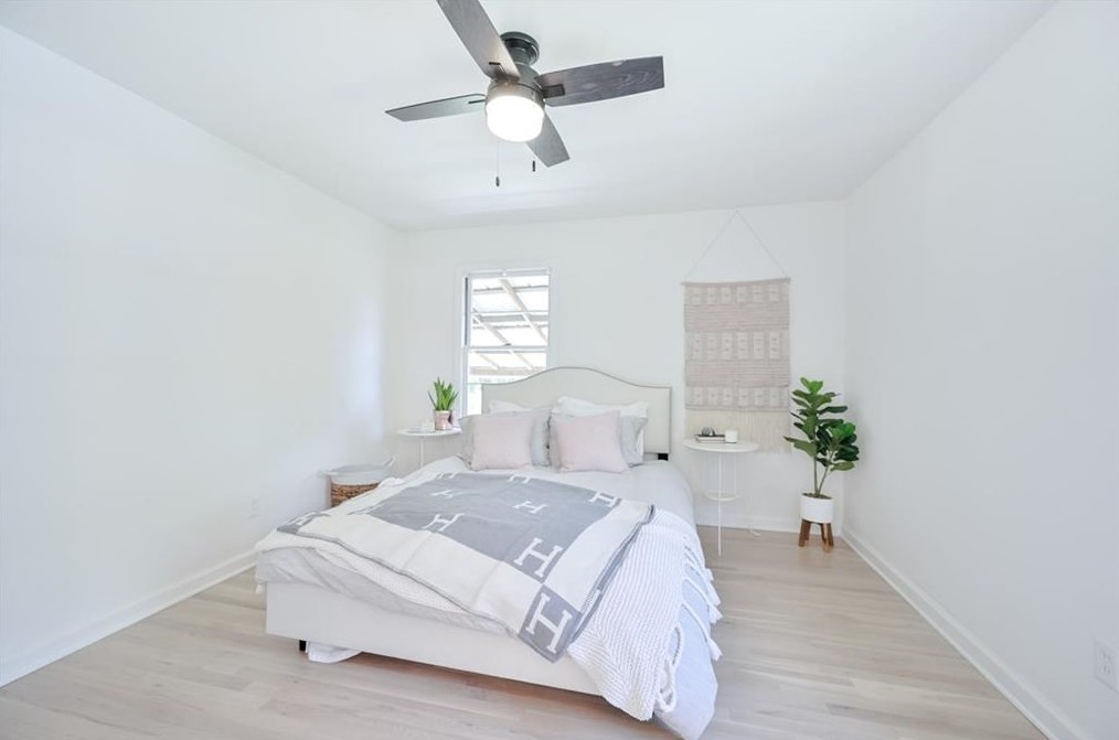 820 Timberland St, Smyrna GA  30080-3363 exterior