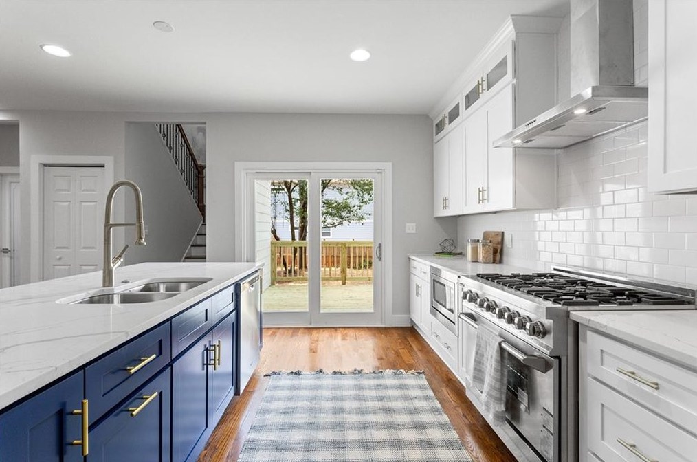 2460 Mellville Ave, Decatur GA  30032-4147 exterior