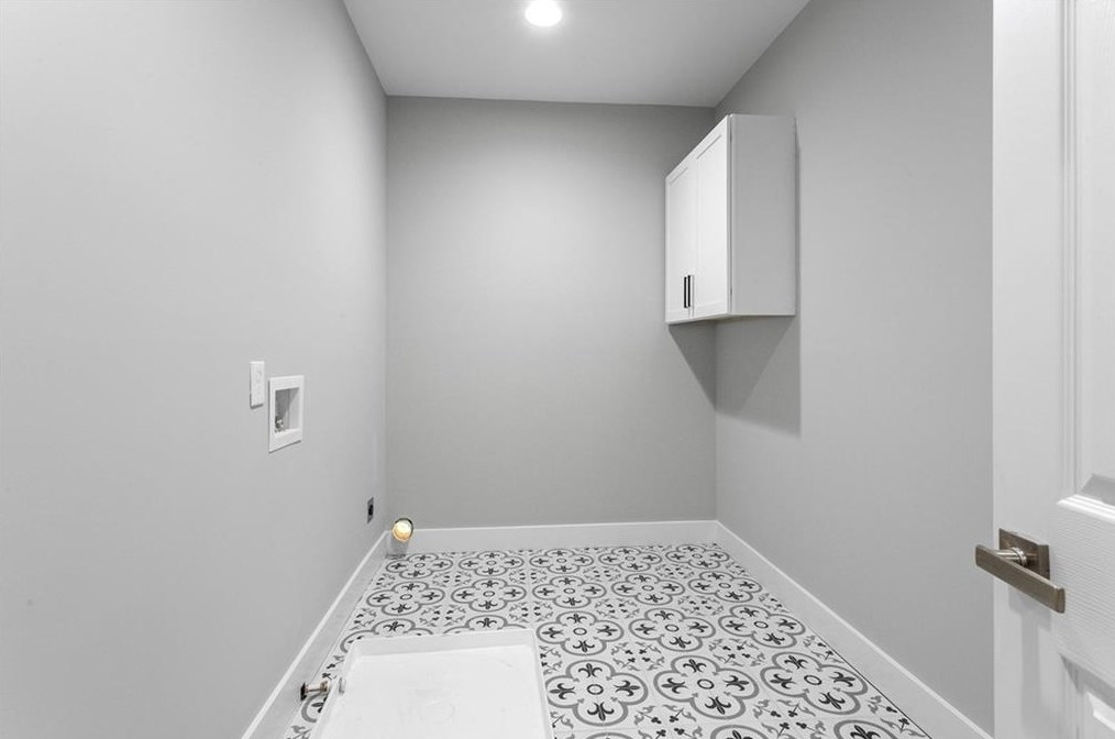 2460 Mellville Ave, Decatur GA  30032-4147 exterior