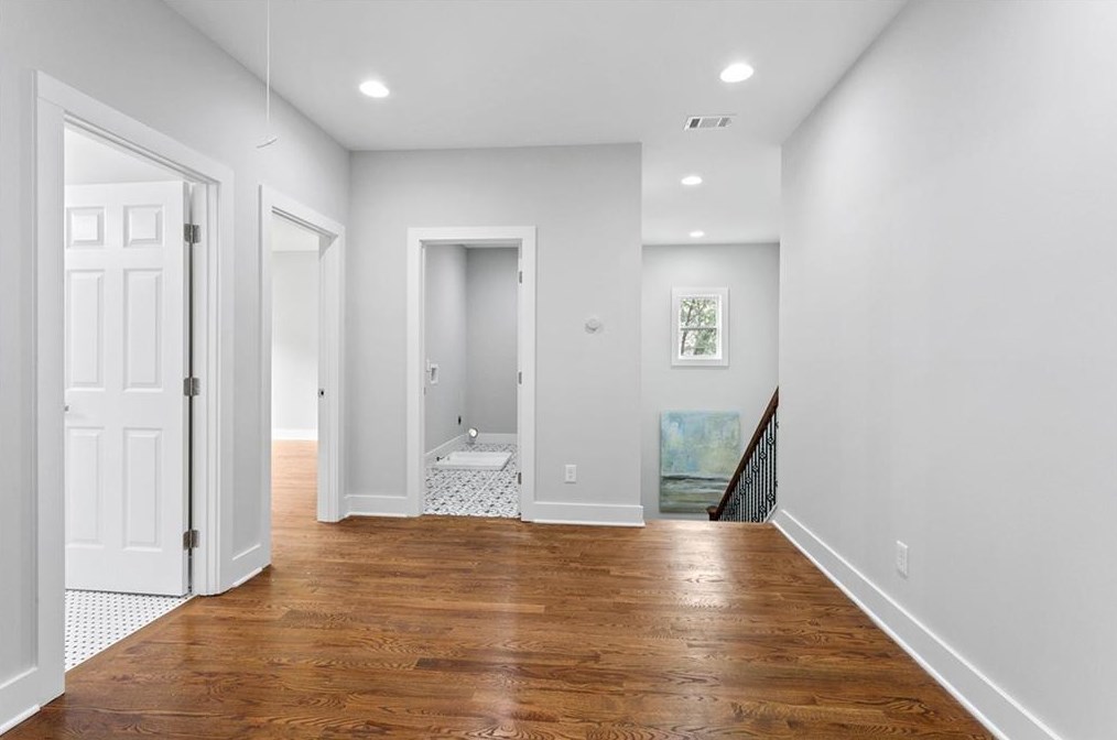 2460 Mellville Ave, Decatur GA  30032-4147 exterior