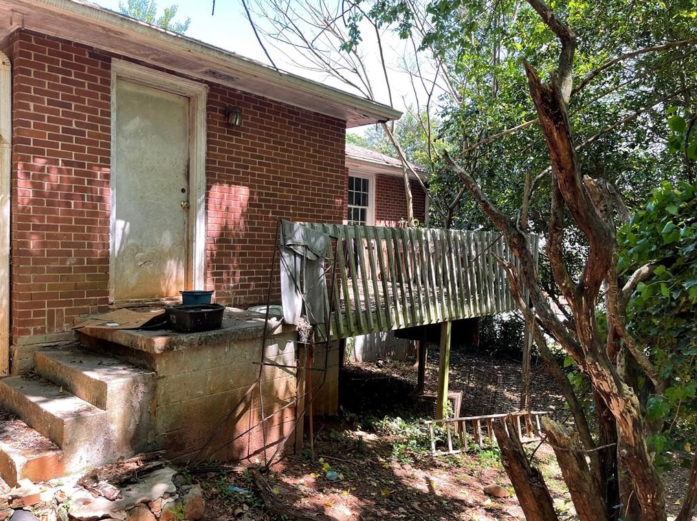 2807 Oakland Ter, Decatur GA  30032-5518 exterior