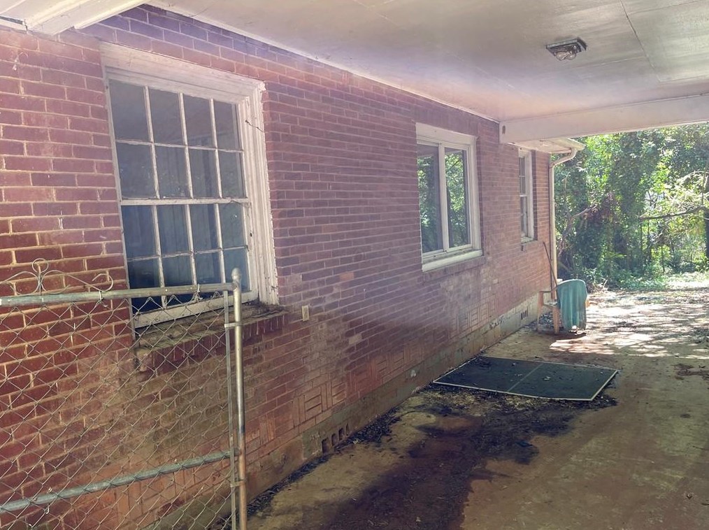 2807 Oakland Ter, Decatur GA  30032-5518 exterior